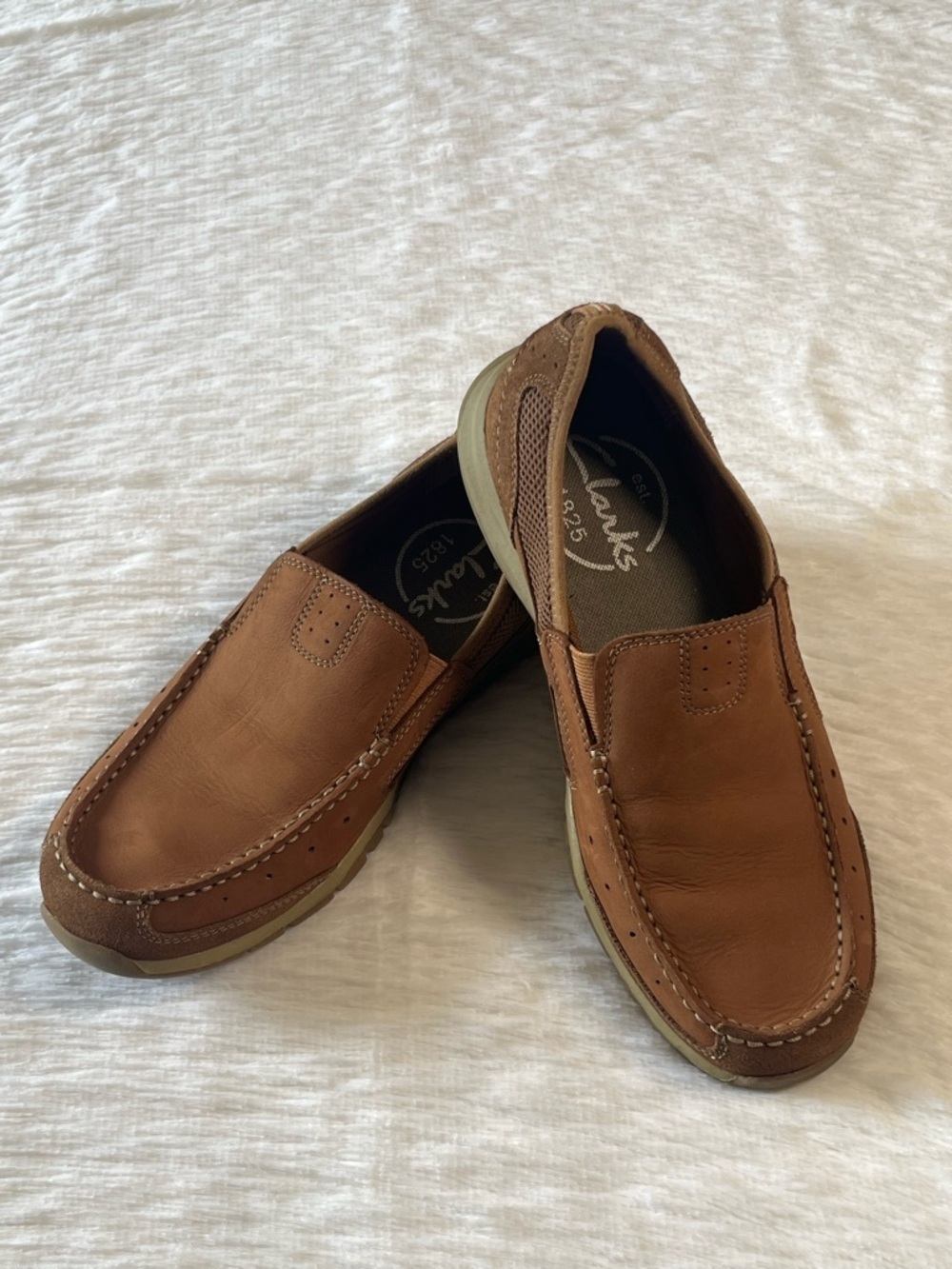 Clarks | Allston Free | Men's Slip-On Leather Loafers in Brown